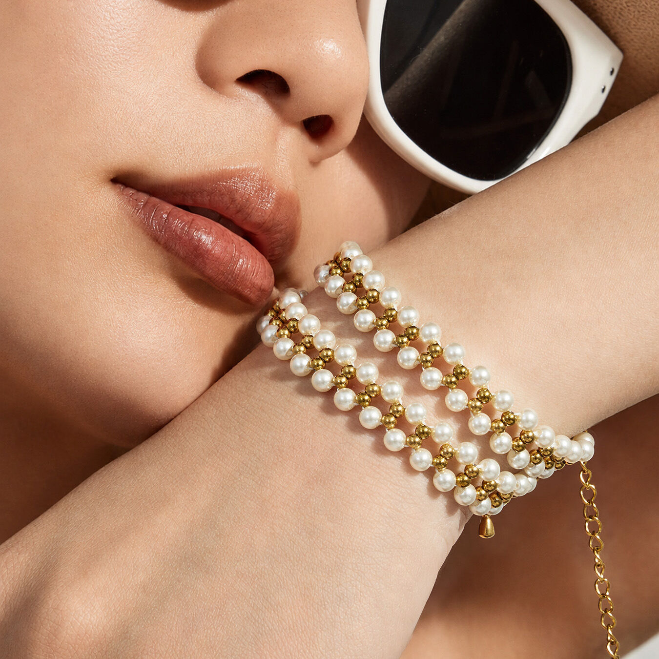 Romantic Series Elegant Solid Color Stainless Steel Waterproof   Gold Color   Women's Beaded Necklaces h5 Picture4