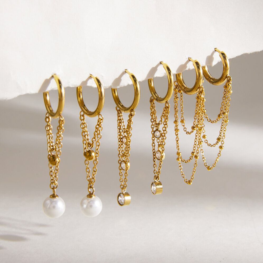 Simple Series Daily Tassel Edelstahl wasserdichte goldfarbene Damen-Ohrhänger