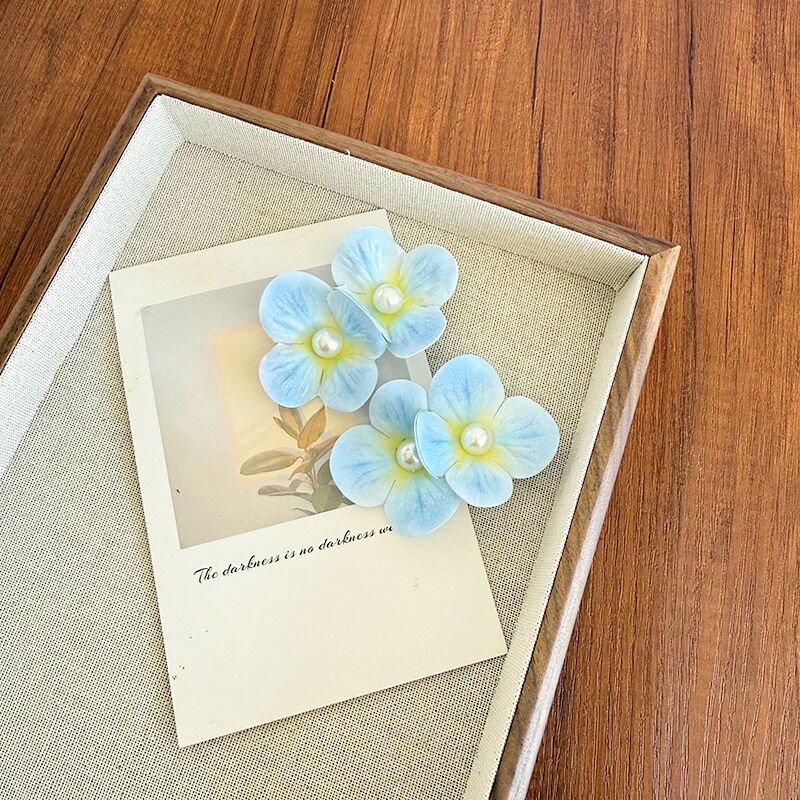Simple Series Sweet Flower Gradient Color Fabric Hair Clips