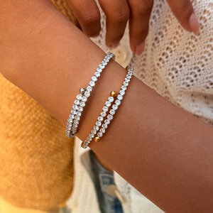 Pulseras de lujo elegantes de forma irregular de acero inoxidable, impermeables, de color dorado y con circonitas. h5 Imagen4