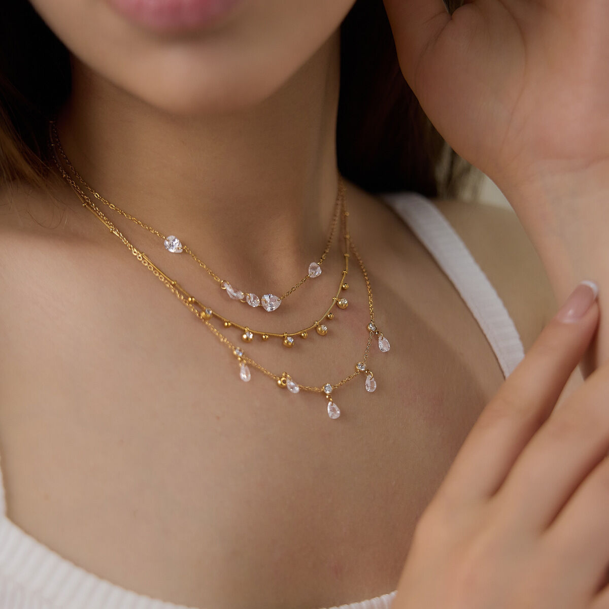 Colliers pendentifs pour femmes en acier inoxydable, étanches, couleur or, avec zircon et motif goutte simple Image4