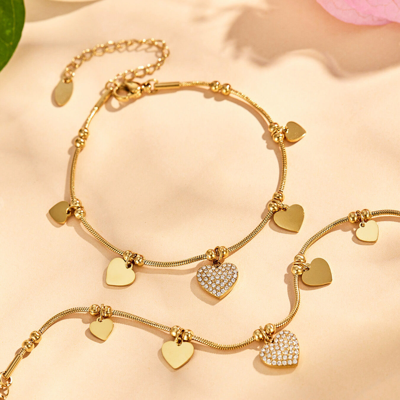 Luxurious Series Elegant Flower Heart Chain Stainless Steel Waterproof   Gold Color  Women's Charm Bracelets Picture3
