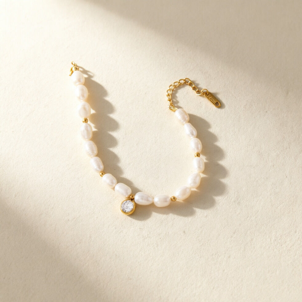 Elegante Perlenkette aus Edelstahl, wasserdicht, goldfarben, Damen-Perlenarmband der Romantischen Serie h5Bild3