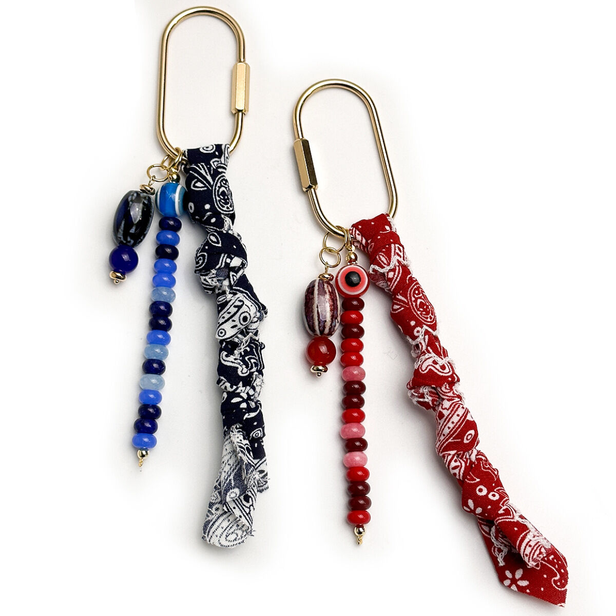 Ciondoli per borse in legno della serie Ethnic, casual, a tinta unita, con perline intrecciate e motivo paisley.