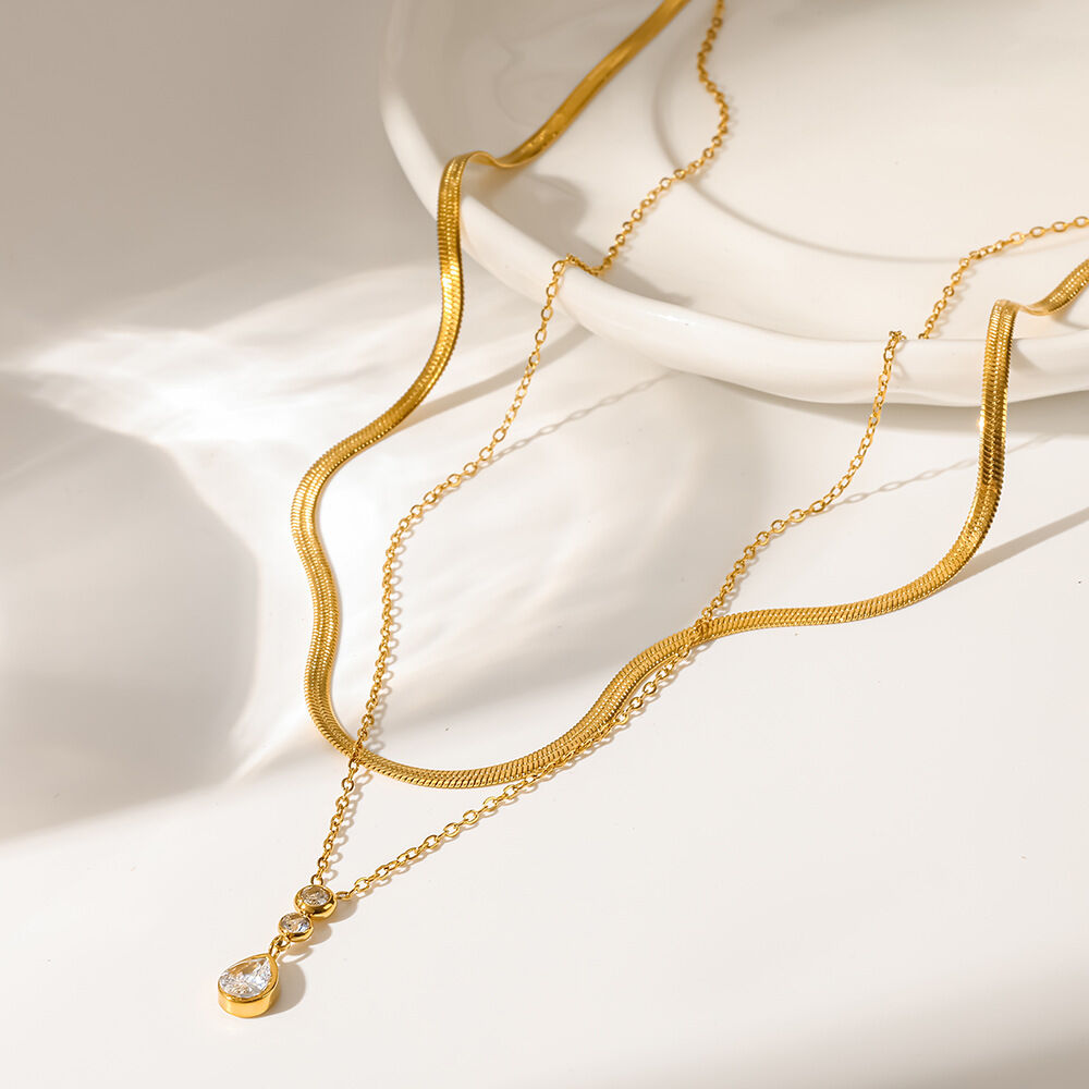 Romantische Serie – Tägliche Tropfenkette aus Edelstahl, wasserdicht, goldfarben, mit Zirkonia 2