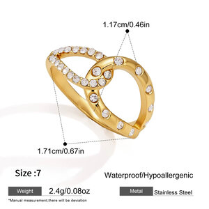Eenvoudige, waterdichte, goudkleurige statementringen met strass-steentjes uit de Simple Series Lines-serie. h5