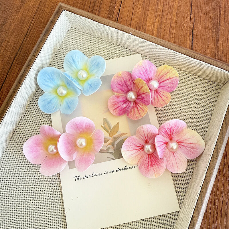 Simple Series Sweet Flower Gradient Color Fabric Hair Clips