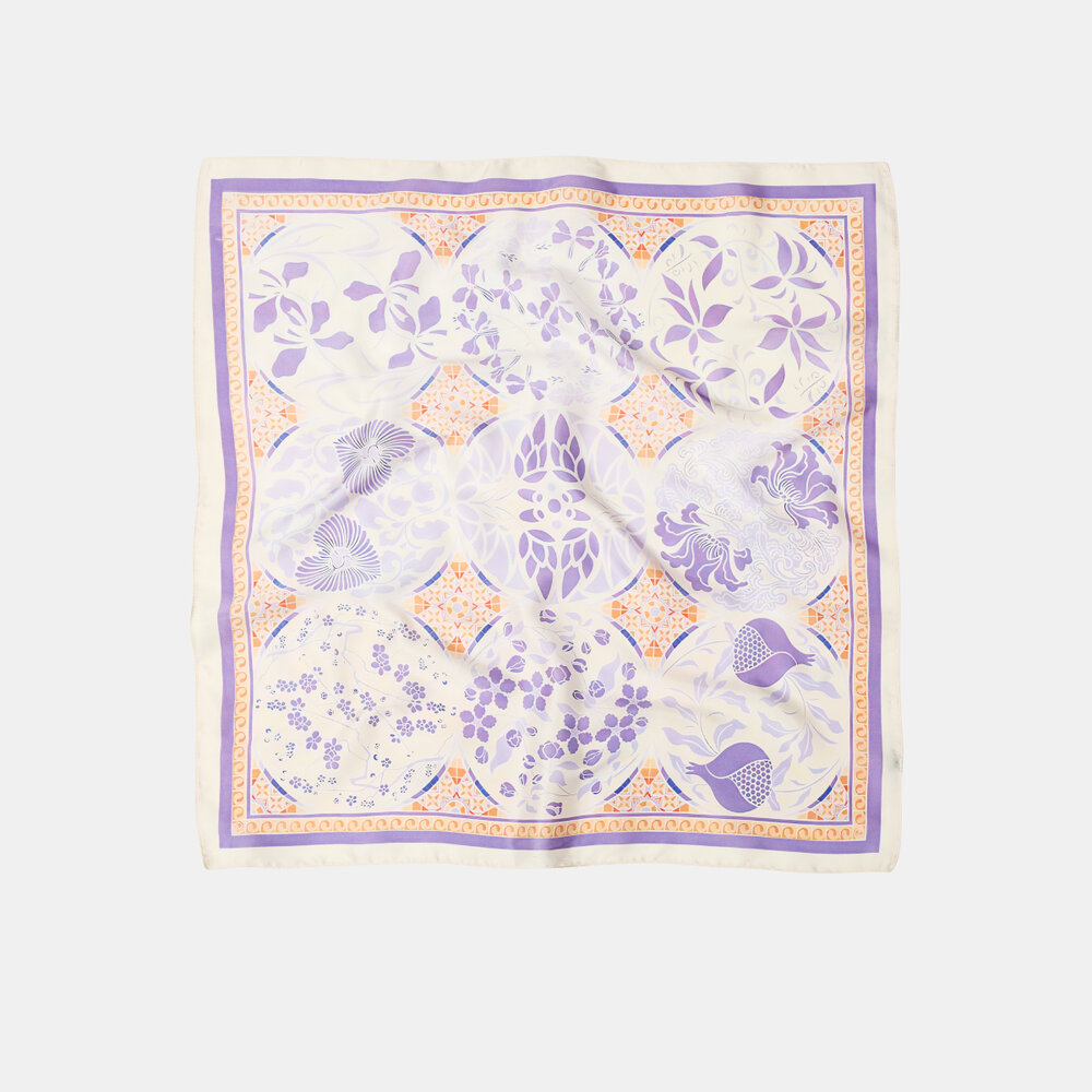 Sciarpe estive in poliestere a forma irregolare con foglie miste, modello Simple Series Daily Flower, colore misto, con motivo floreale e motivo a foglia irregolare.
