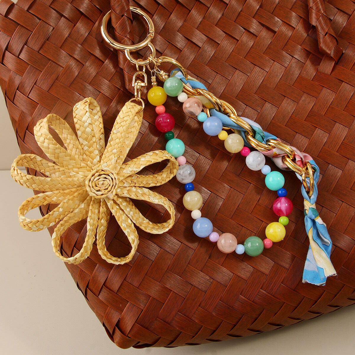 Eenvoudige serie casual bloemmotief gedraaide kralen geweven raffia tashangers Afbeelding4
