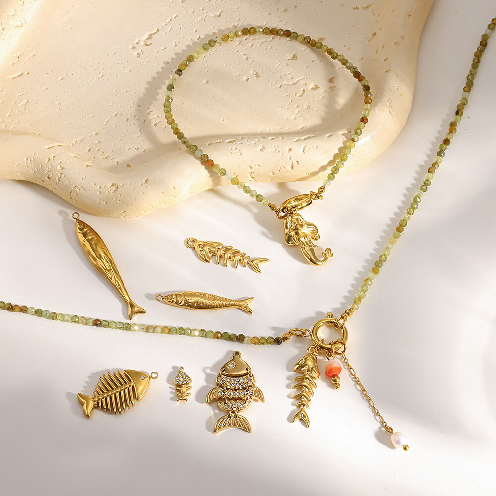 Simple Series Daily Geometric Shape Fish Stainless Steel Waterproof   Gold Color  Zircon Women's Pendants