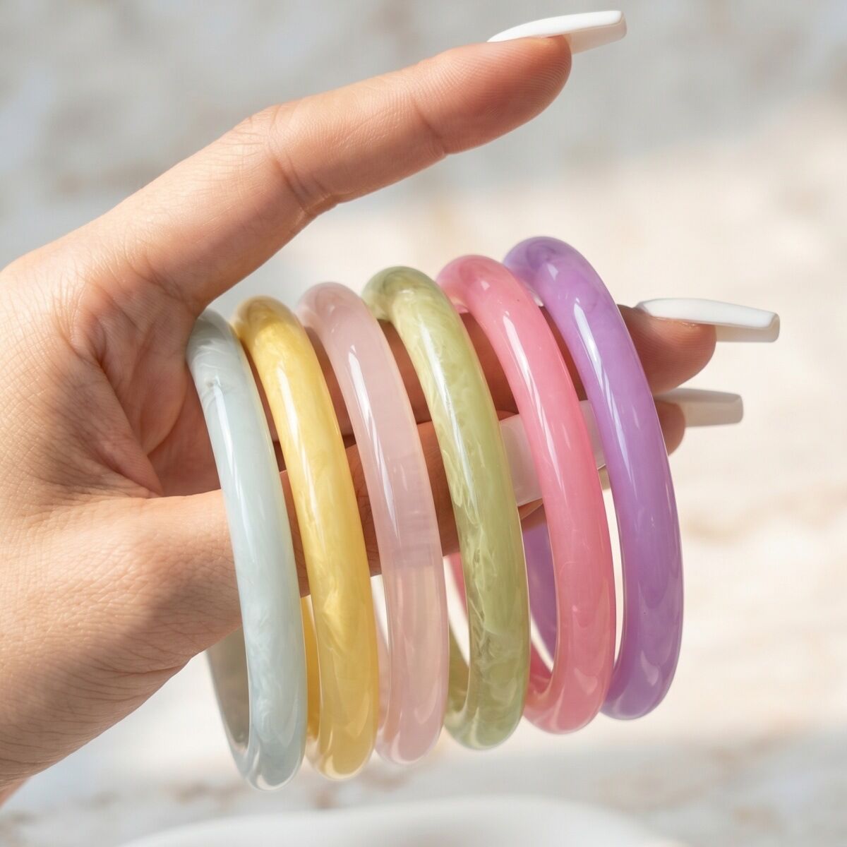 Gradient Color Resin Women's Bangles