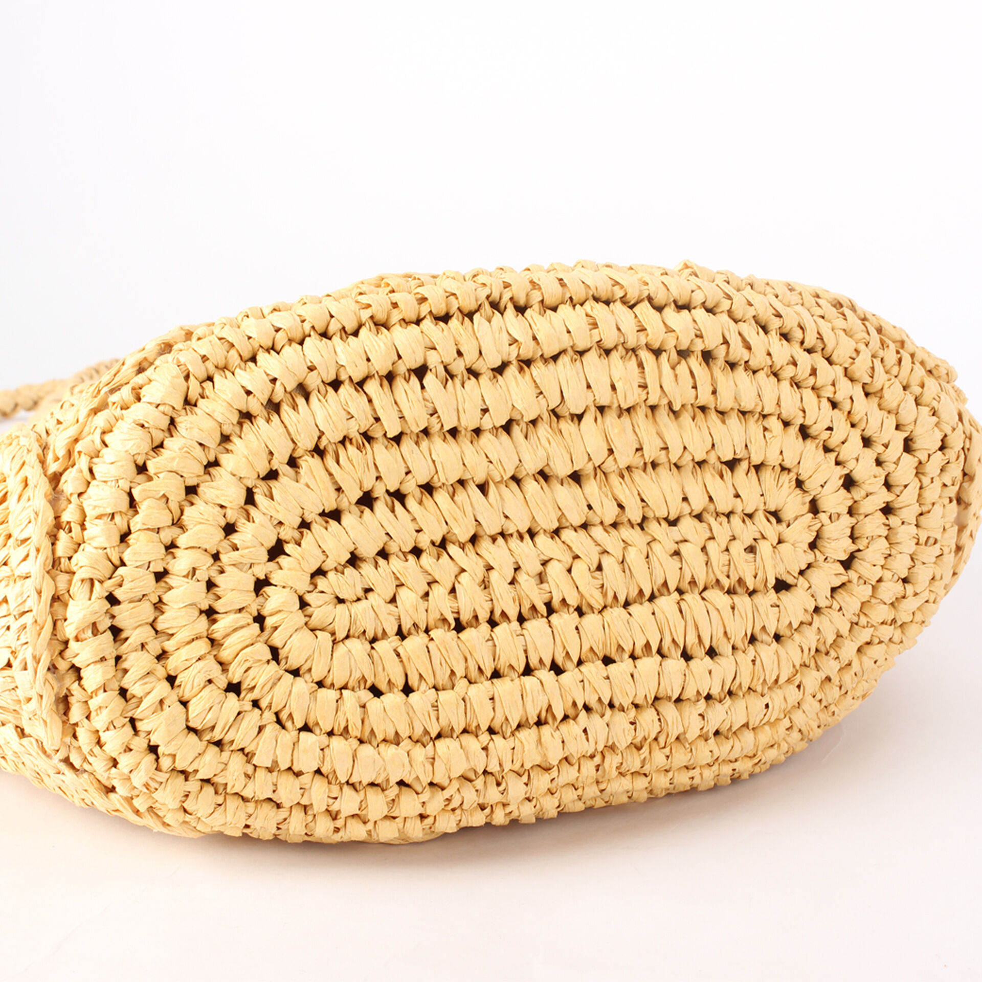 Bolso trapezoidal de rafia tejida de color liso con diseño circular, estilo vacacional para mujer. Imagen4