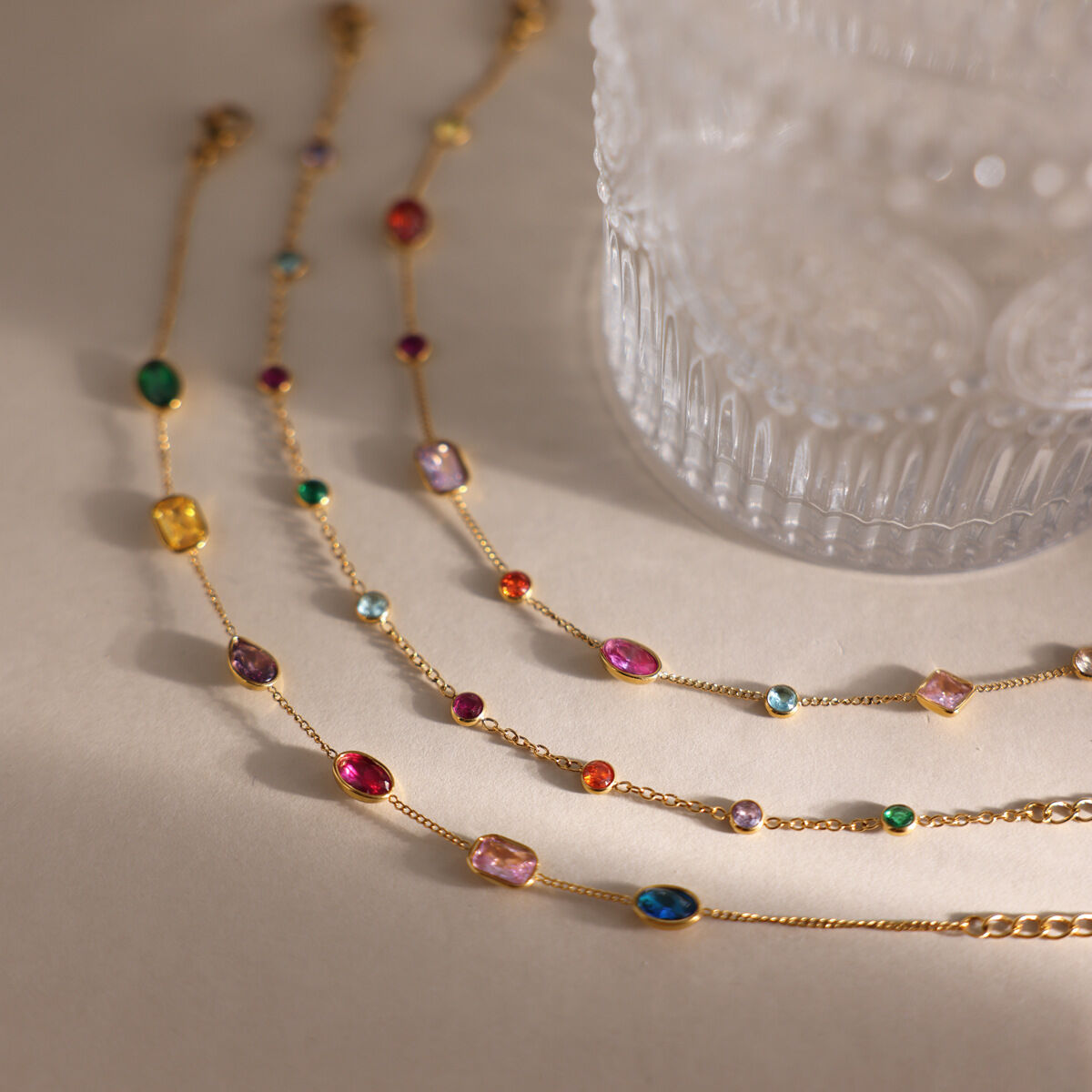 Romantisches, niedliches Armband mit unregelmäßig geformten Perlen, Edelstahl, wasserdicht, goldfarben Bild4