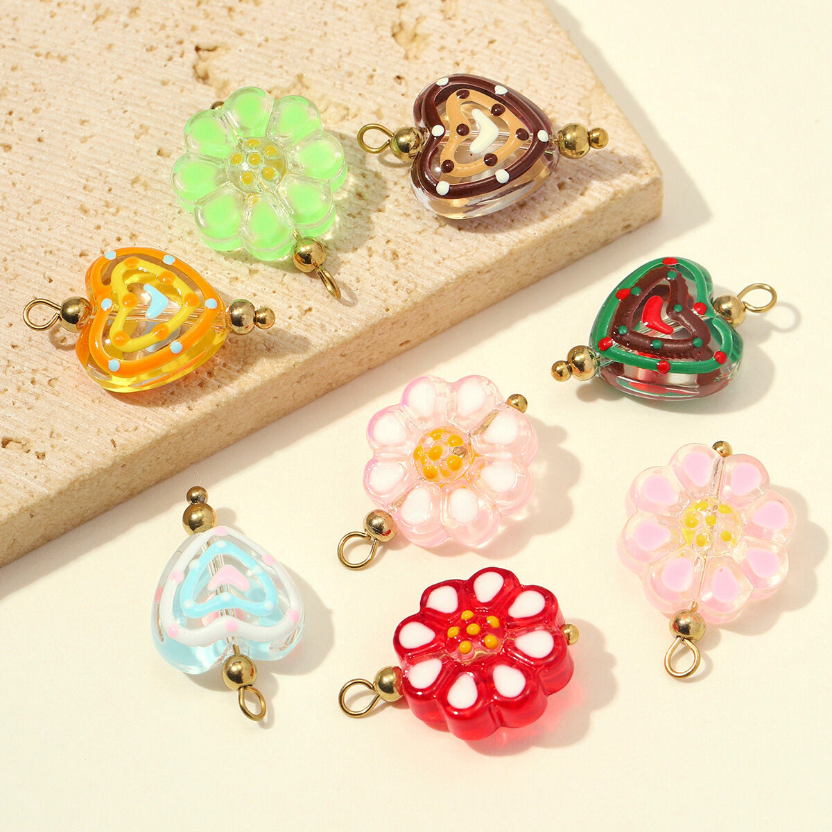 Pendentifs pour femmes de la collection Simple Series Sweet Is Regular Shape Heart Glaze Gold Color Image2
