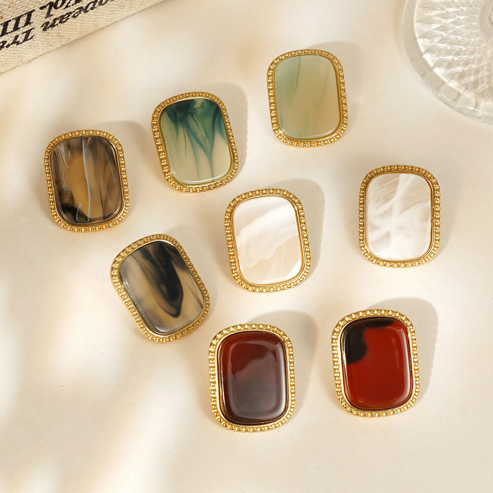 Classic Series Retro Rectangle Resin Women's Stud Earrings Picture3