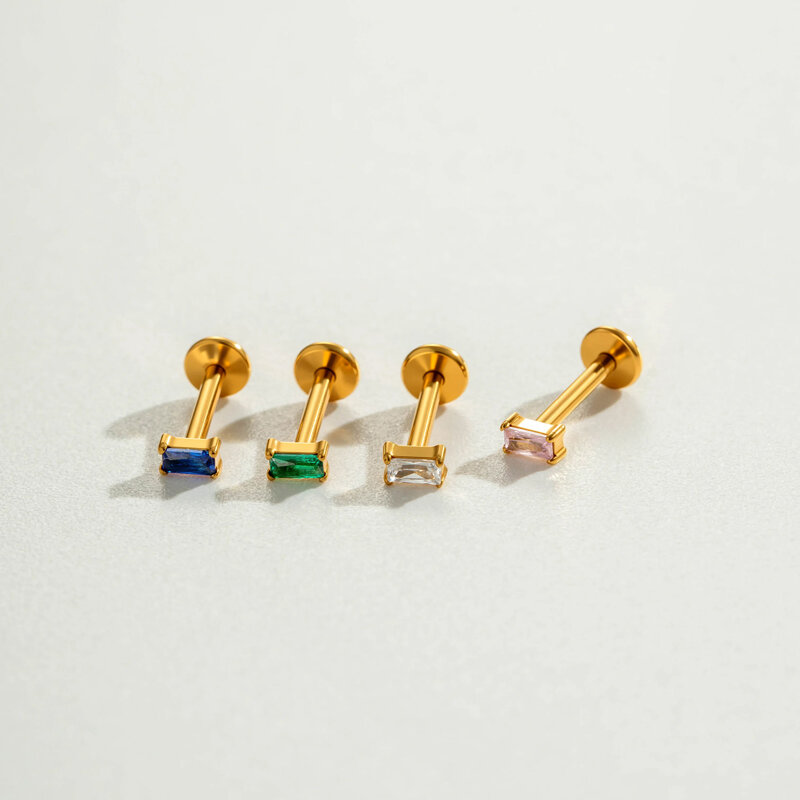 Eenvoudige serie rechthoekige oorbellen van titaniumlegering met goudkleurige zirkonia voor dames. Afbeelding6