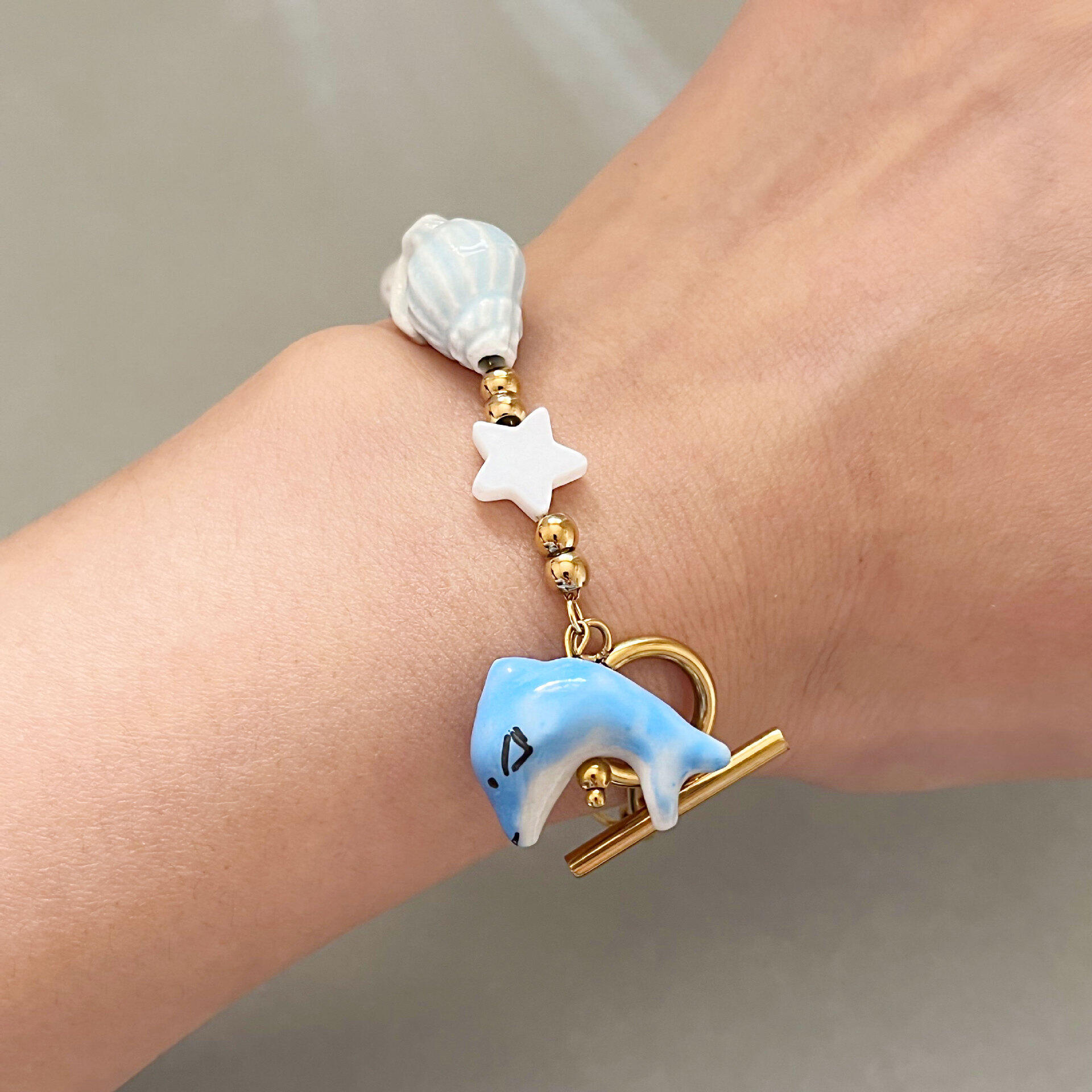 Bracelets à breloques pour femmes, style océanique, en céramique, avec poissons, en acier inoxydable, étanches, couleur or h5 Image3