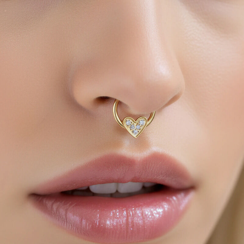 Piercing de nariz sencillo con forma de corazón de flor, de acero inoxidable, resistente al agua, color dorado y circonita, para mujer. Imagen5