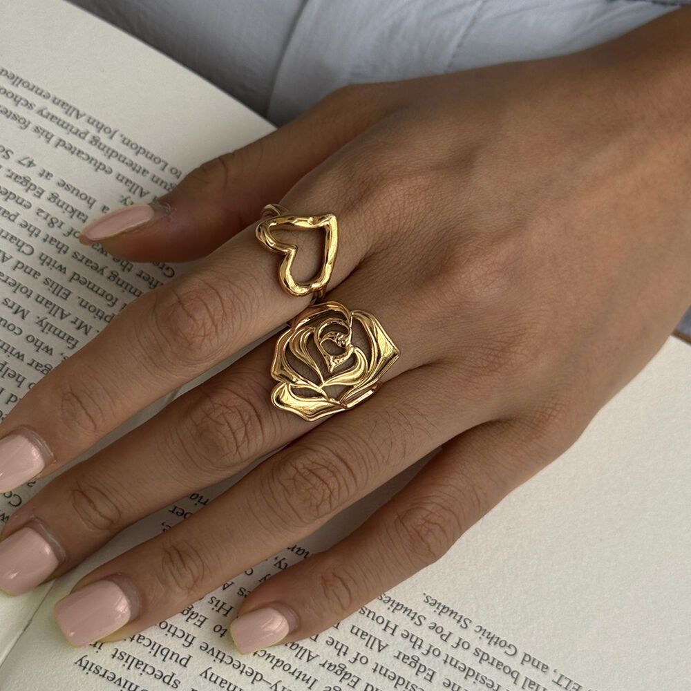 Romantic Series Retro Flower Heart Stainless Steel Waterproof Gold Color Statement Rings h5Picture4