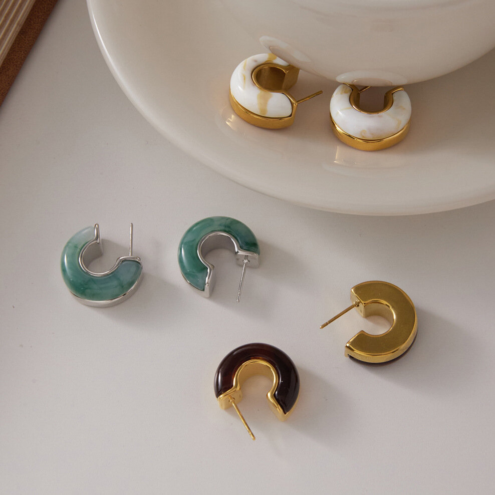 Boucles d'oreilles puces rondes rétro en résine pour femmes, collection Simple Series Image4