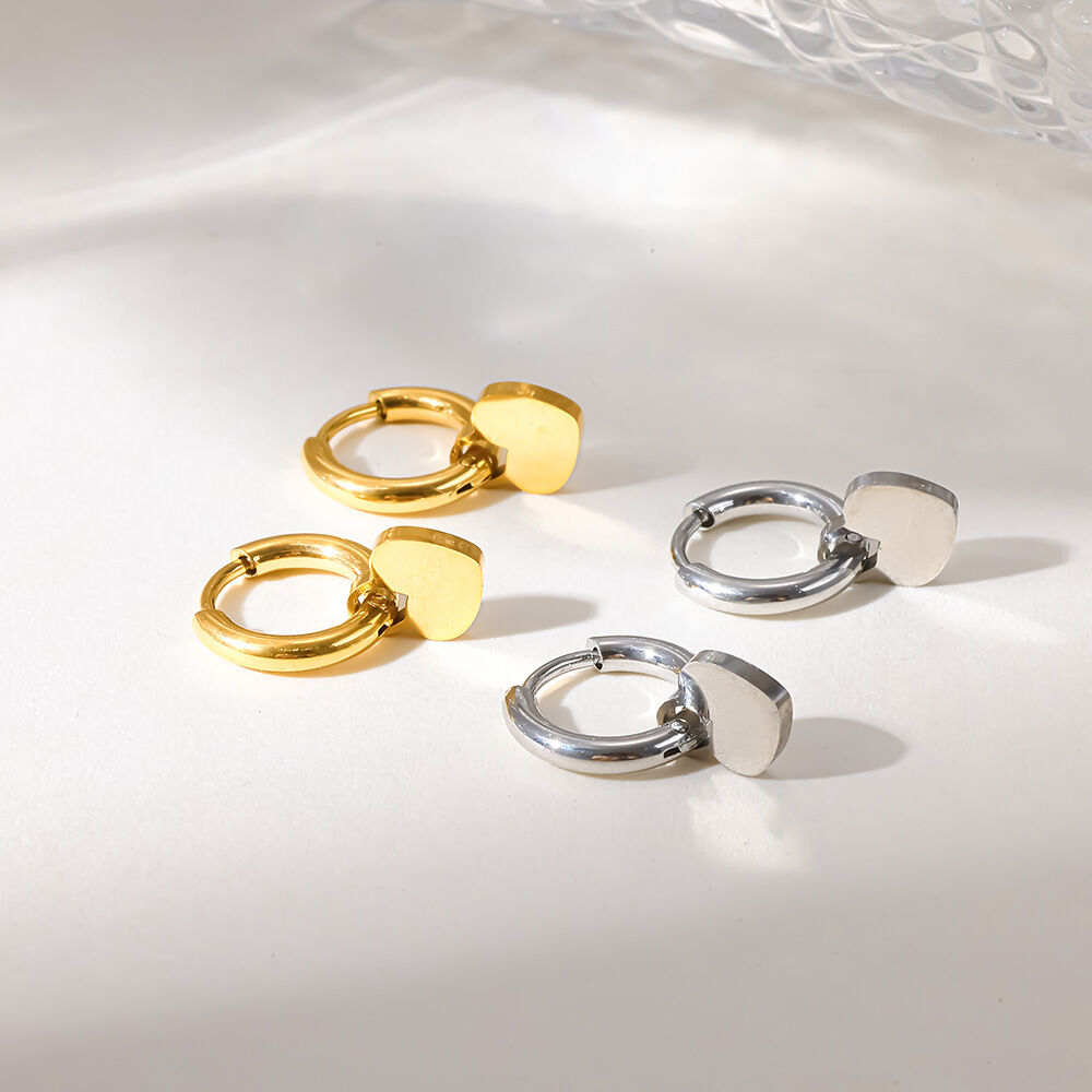 Einfache, geometrische Ohrringe aus Edelstahl in Goldfarbe, wasserdicht Bild2