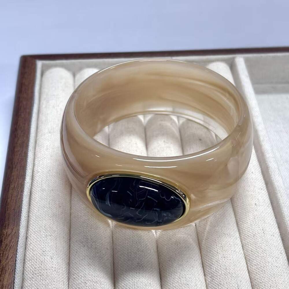 Simple Series Retro Irregular Shape Resin Women's Bangles