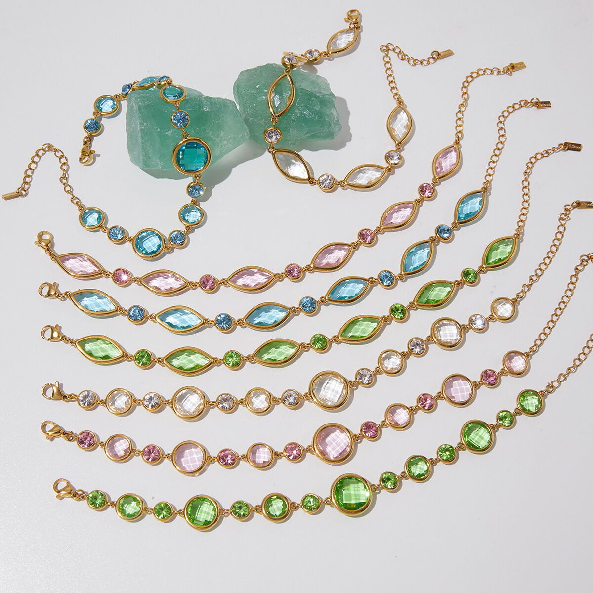 Elegantes pulseras de cadena para mujer con forma elíptica de patchwork, de acero inoxidable, impermeables, de color dorado y con cristales. h5 Imagen2
