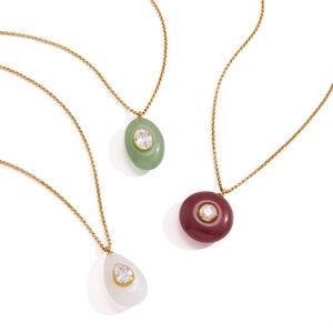 Eenvoudige serie druppelvormige hars hanger met goudkleurige zirkonia voor dames h5 Afbeelding5