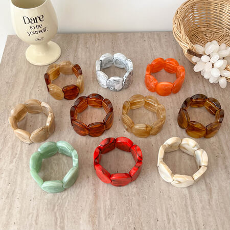 Romantic Series Punk Irregular Shape Gradient Color Resin Women's Bangles 2