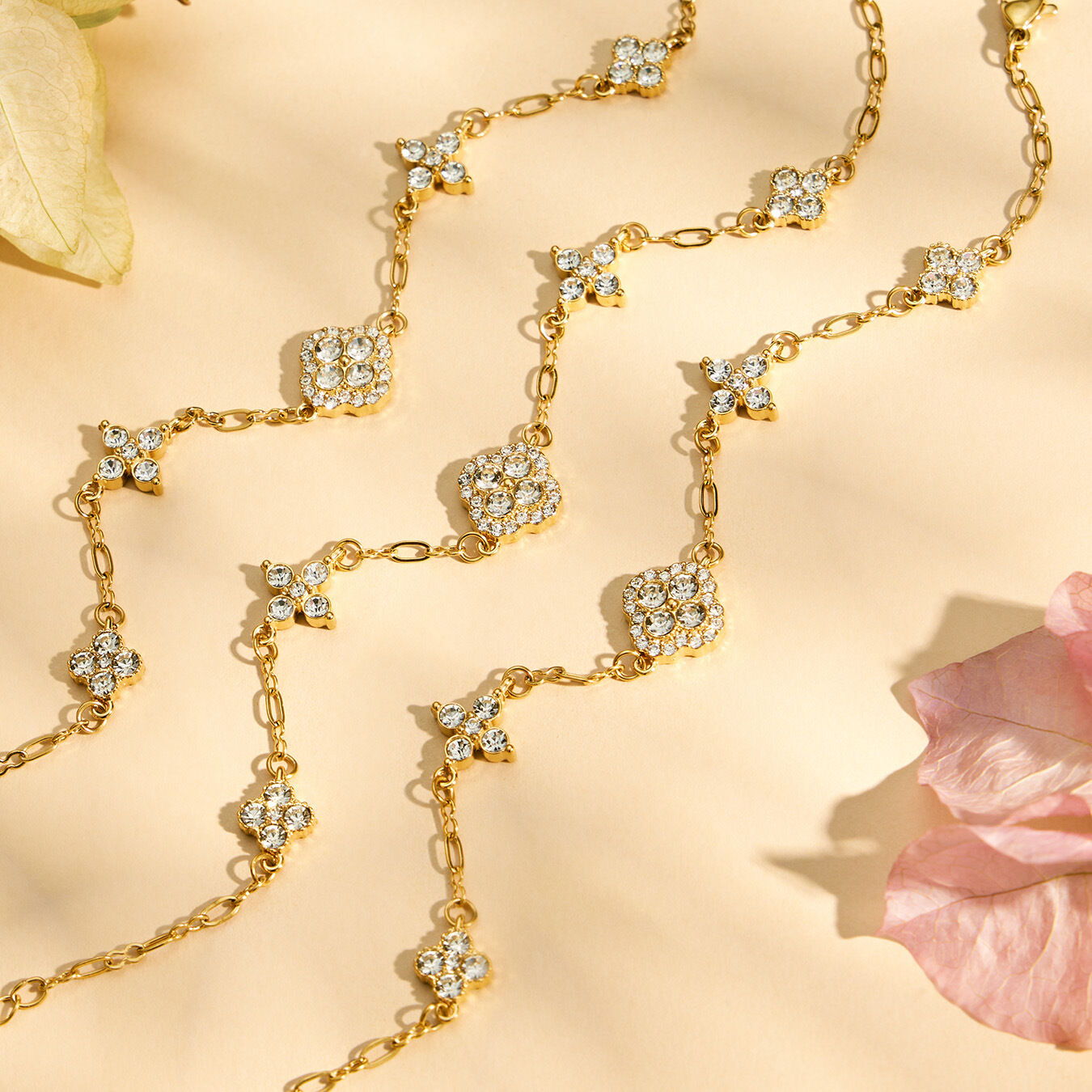 Luxe serie elegante waterdichte roestvrijstalen damesketting met klavermotief en gouden zirkonia h5 Afbeelding3