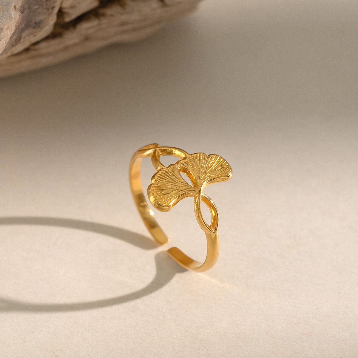 Statement-Ringe aus blattförmigem, wasserdichtem Edelstahl in Goldfarbe h5 Bild2