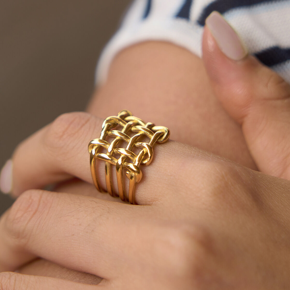 Simple Series Daily Irregular Shape Hollowed-Out Stainless Steel Waterproof Gold Color Statement Rings Picture4