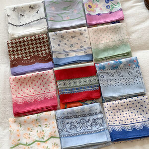 Eenvoudige serie casual zomer sjaals van katoen met bloemen-, streep-, ruit- en stippenpatroon, gemengd met paisley-motief. h5 Afbeelding3
