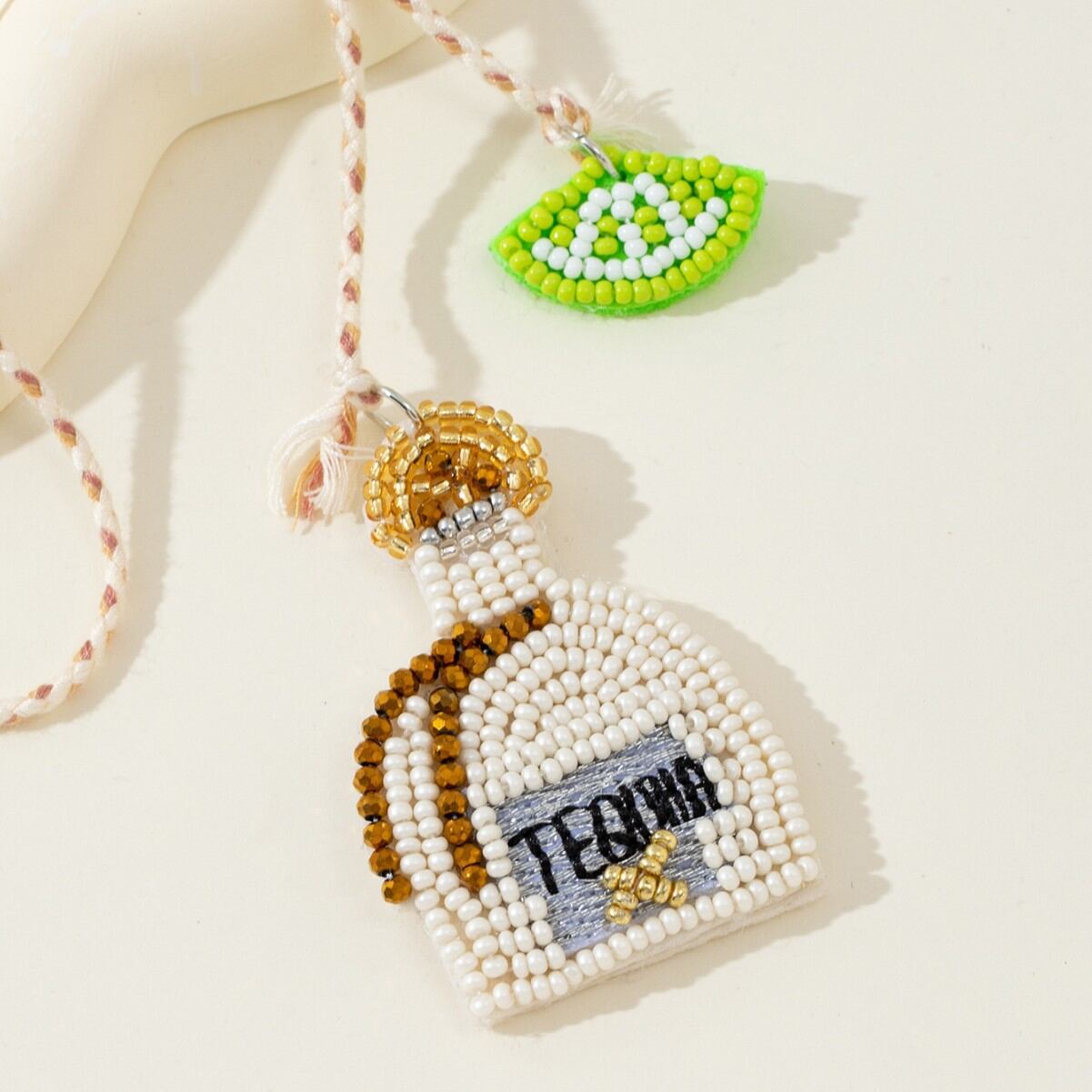 Simple Series Casual Letter Fruit Beads Mixed Color Woven Geometric Shape Rope Bag Charms Picture3