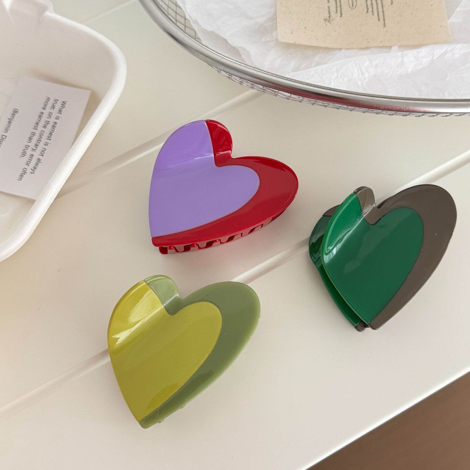 Romantische serie Dagelijks Hart Gemengde Kleuren Acryl Haarclips Afbeelding2