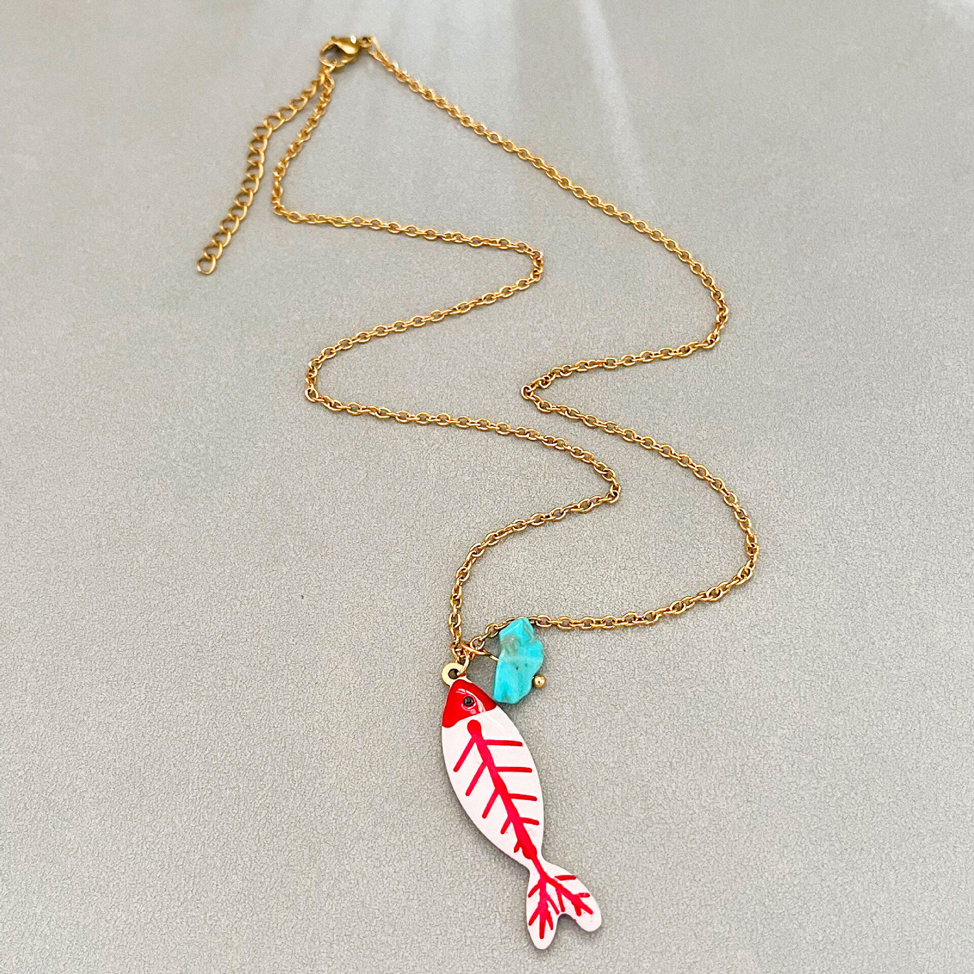 Colliers pendentifs pour femmes en acier inoxydable, couleur or, motif poisson émaillé, motif vacances Image3