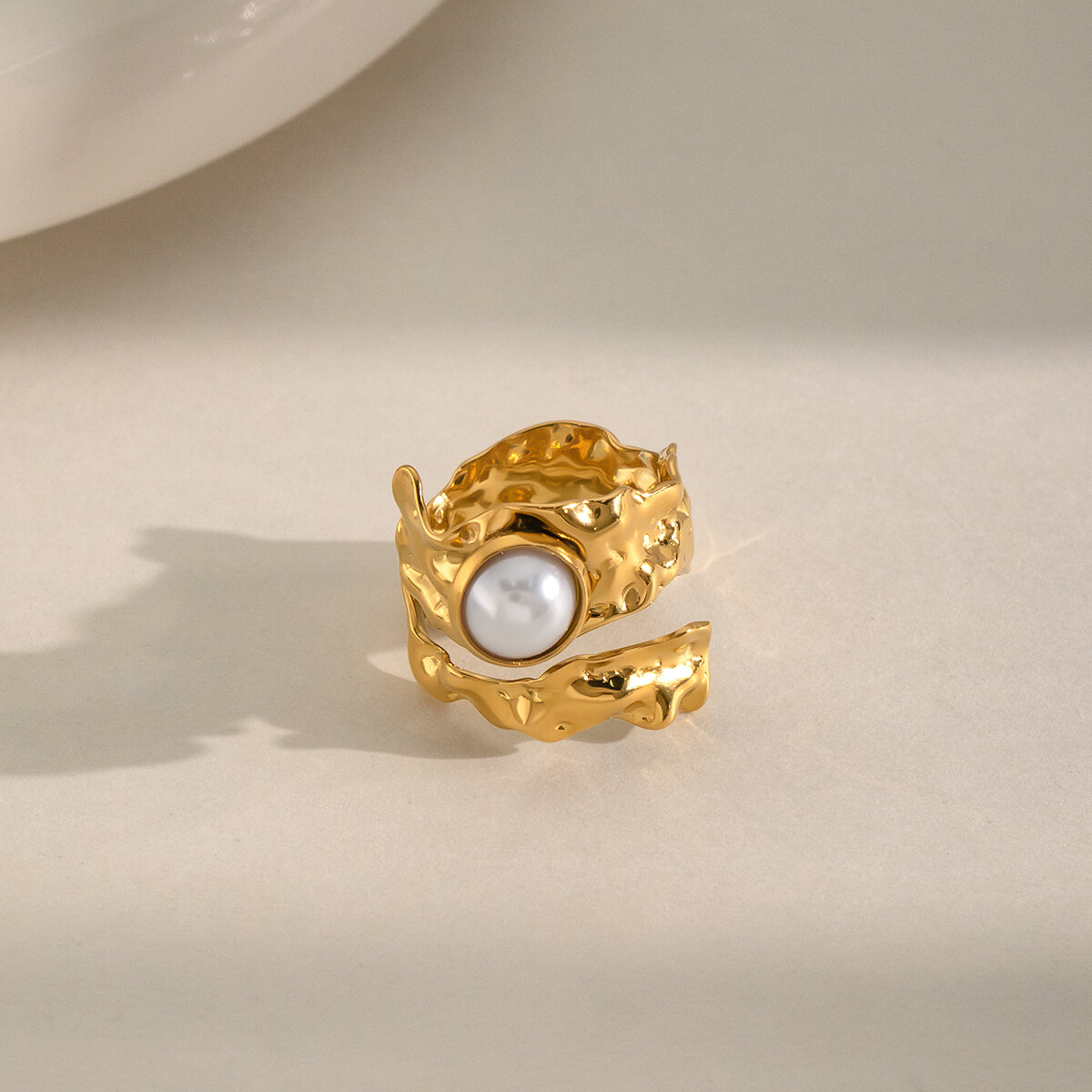 Irregular Shape Stainless Steel Waterproof Gold Color Artificial Pearl Statement Rings h5 Picture5