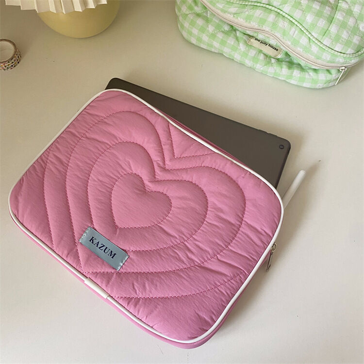 Casual stijl laptoptas met gewatteerde hartjes en effen stof Afbeelding6