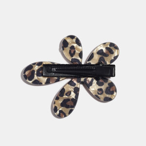 Pinzas para el cabello de acrílico con estampado de leopardo de la serie Simple. h5 Imagen3