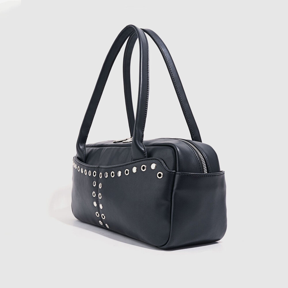 Streetwear Style Studded Rivet Pu Women's Shoulder Bags Picture3