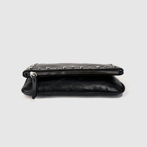 Streetwear Style Studded Solid Color Rivet Pu Women's Saddle Bag h5 Picture4