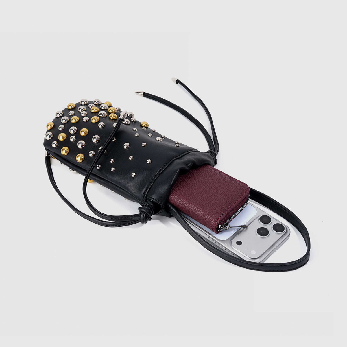 Bolso de cubo para mujer de PU con remaches y estilo streetwear h5 Imagen5