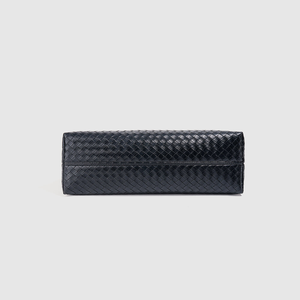 Minimalist Style Woven Woven Pu Women's Handbags Picture5