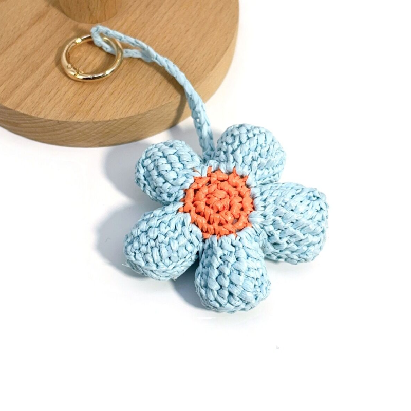Simple Series Sweet Flower Mixed Color Woven Raffia Bag Charms