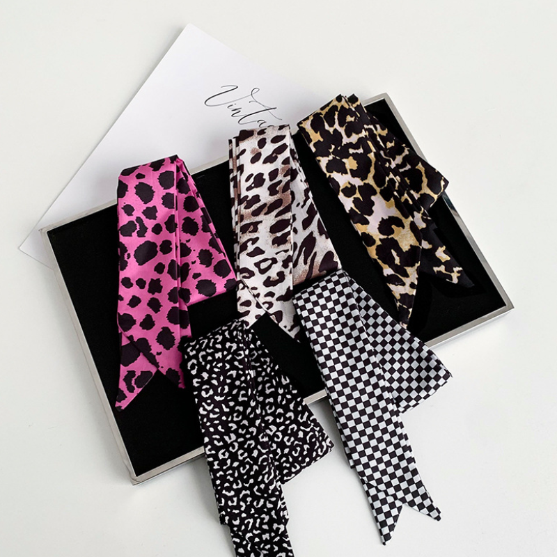 Simple Serisi Retro Leopar Desenli Polyester Yazlık Şallar 2