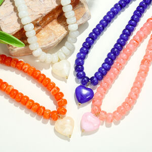 Romantic Series Sweet Heart Beads Acrylic Women's Beaded Necklaces h5 Picture2