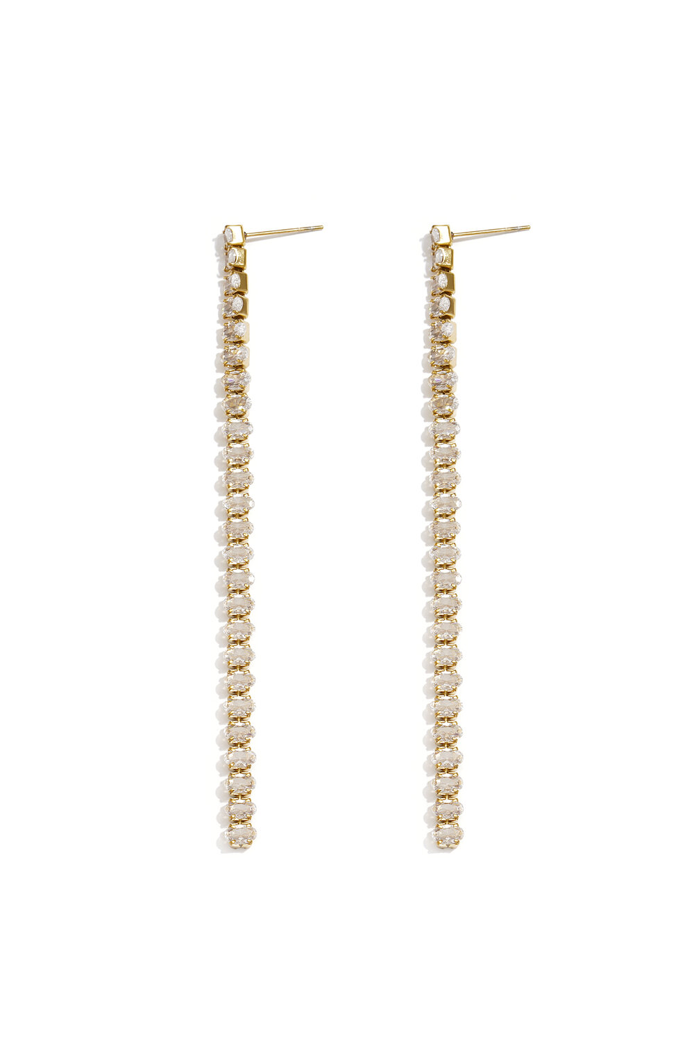 Elegante Hängeohrringe Aus Edelstahl Mit Kette, Perfekt Für Festliche Anlässe Und Partys. Luxuriöse Damenschmuckserie.