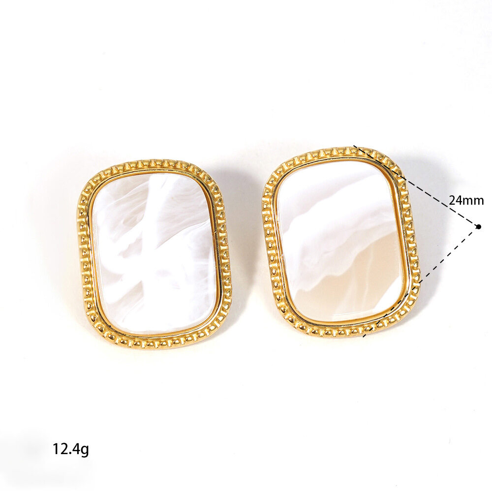 Classic Series Retro Rectangle Resin Women's Stud Earrings Picture4