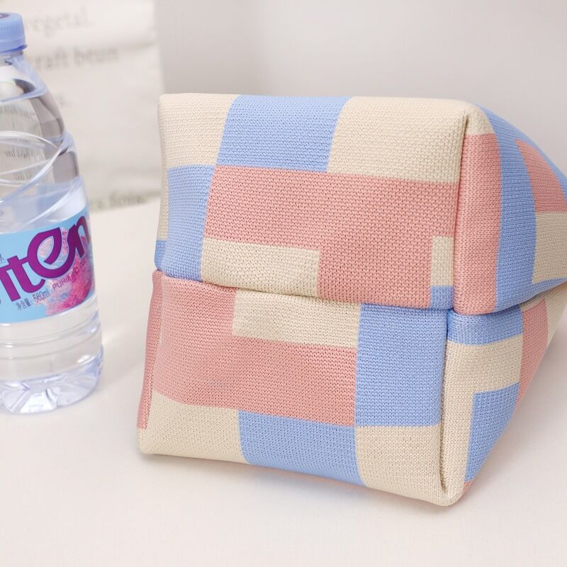 Casual Style Woven Flower Letter Bow Knot Oceanic Style Stripe Plaid Polka Dots Hollowed-Out Mixed Color Woven Fish Geometric Shape Polyester Women's Square Bag Picture6