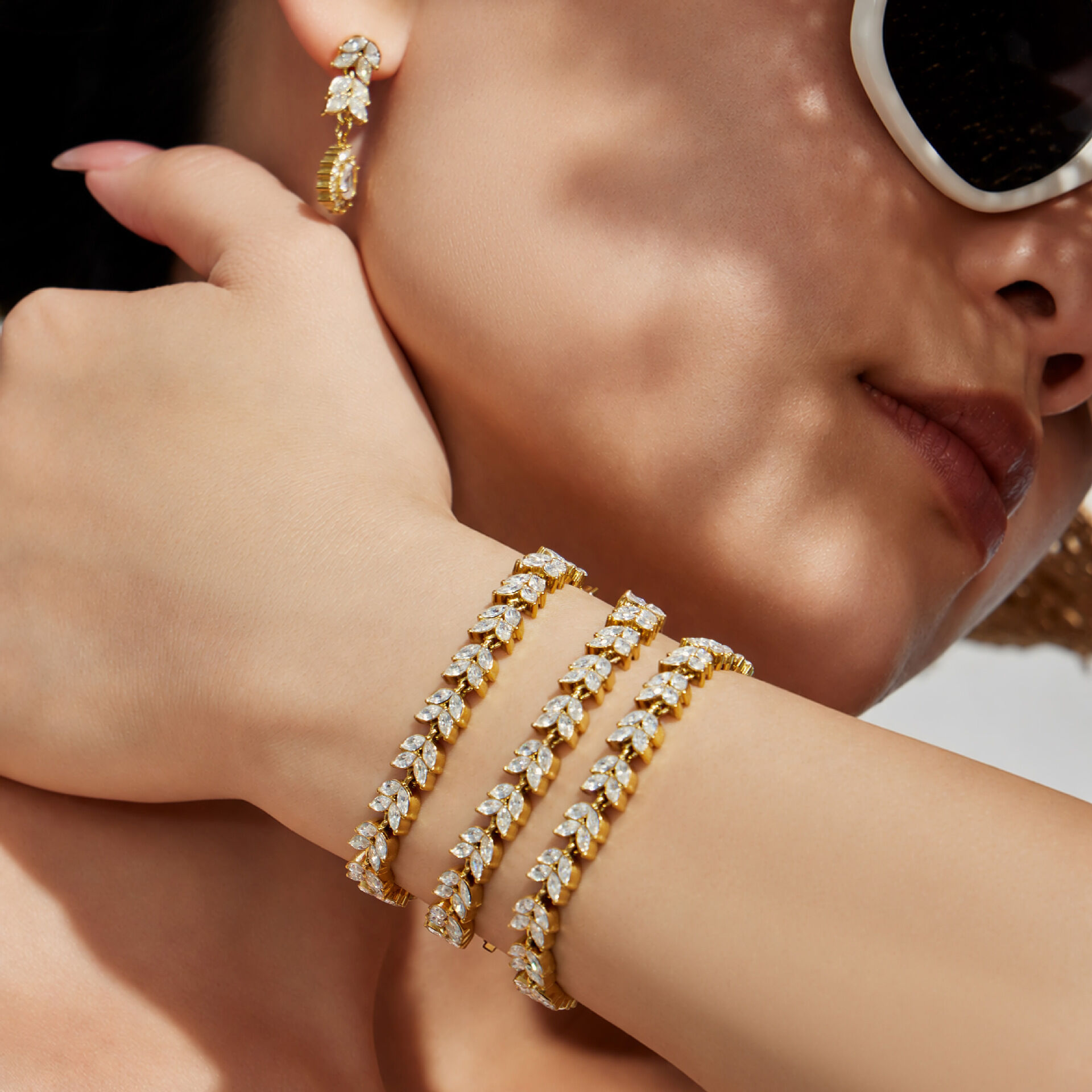 Luxurious Series Elegant Leaf Stainless Steel Waterproof   Gold Color  Zircon Women's Jewelry Sets